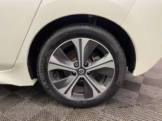 NISSAN LEAF II - voiture d'occasion - Photo 23