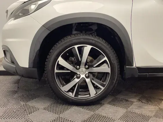 PEUGEOT 2008 - voiture d'occasion - Photo 23