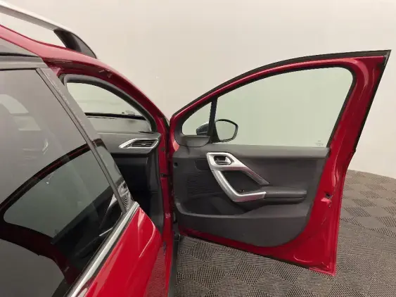 PEUGEOT 2008 - voiture d'occasion - Photo 19