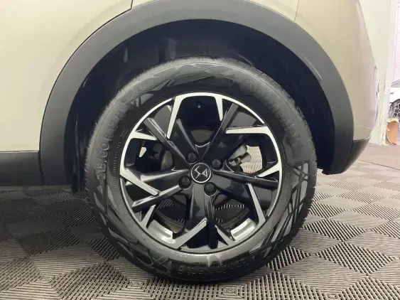 DS DS 3 CROSSBACK I - voiture d'occasion - Photo 23