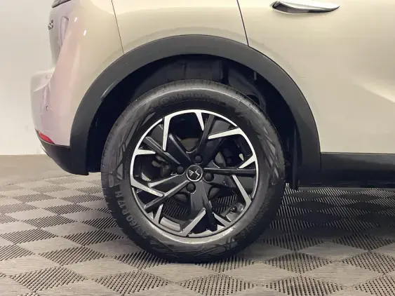 DS DS 3 CROSSBACK I - voiture d'occasion - Photo 24