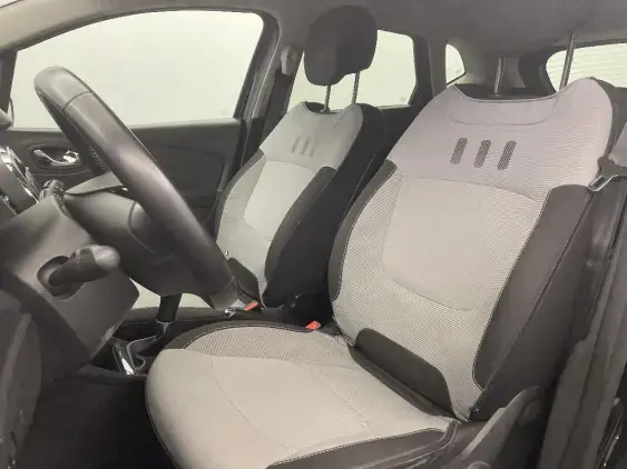 RENAULT CAPTUR - voiture d'occasion - Photo 17