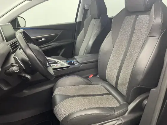 PEUGEOT 5008 II - voiture d'occasion - Photo 18