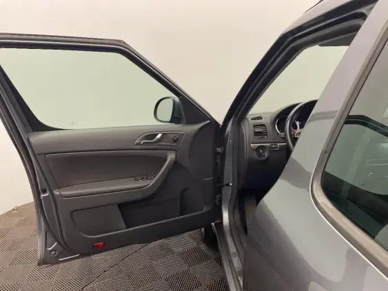 SKODA YETI - voiture d'occasion - Photo 15