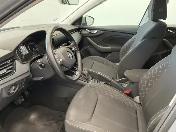 SKODA KAMIQ - voiture d'occasion - Photo 17