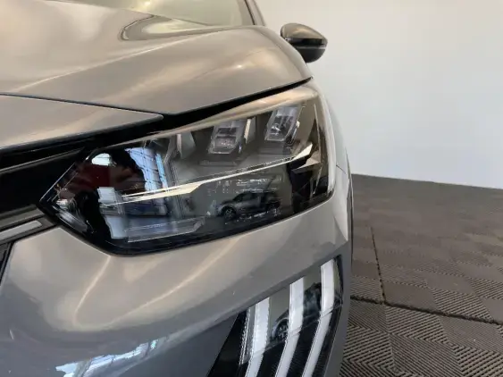 PEUGEOT 208 II - voiture d'occasion - Photo 20