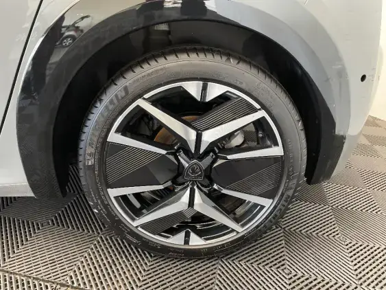 PEUGEOT 208 II - voiture d'occasion - Photo 22