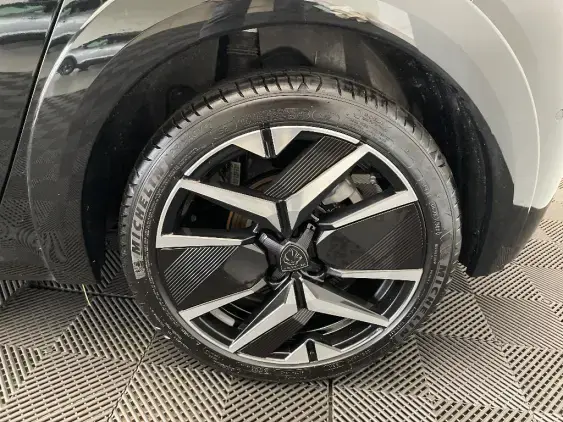 PEUGEOT 208 II - voiture d'occasion - Photo 21