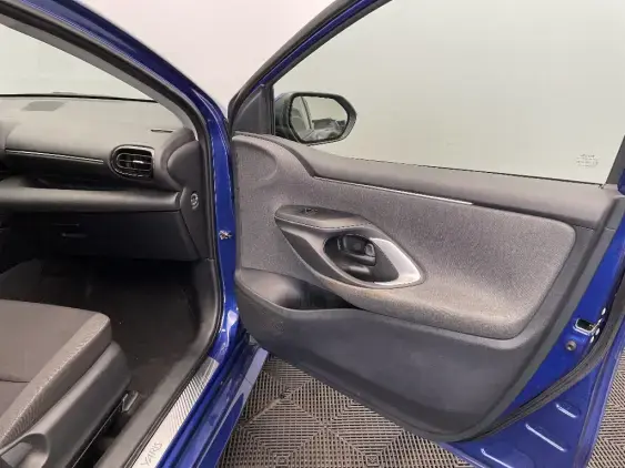 TOYOTA YARIS IV - voiture d'occasion - Photo 20