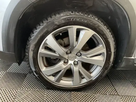 PEUGEOT 2008 - voiture d'occasion - Photo 23