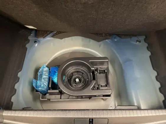 OPEL CORSA F - voiture d'occasion - Photo 17