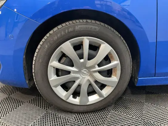 OPEL CORSA F - voiture d'occasion - Photo 22