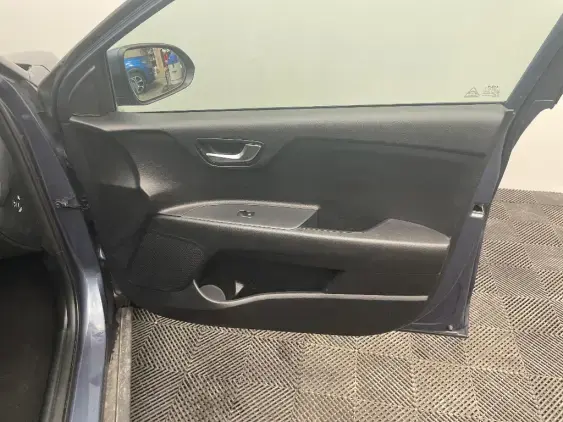 KIA STONIC - voiture d'occasion - Photo 20