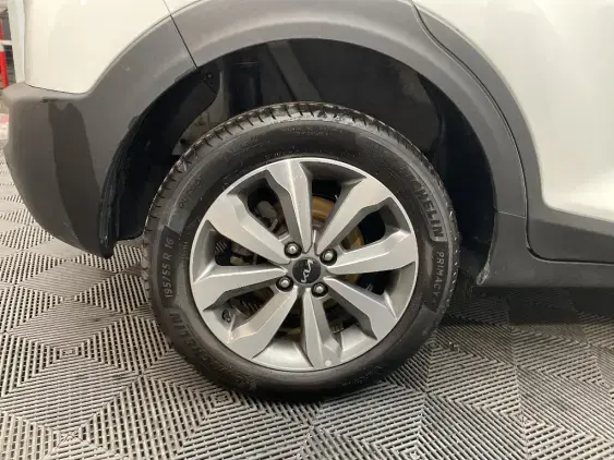 KIA STONIC - voiture d'occasion - Photo 24