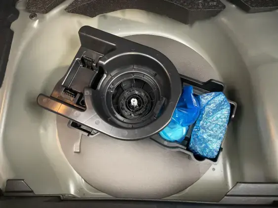 PEUGEOT 208 II - voiture d'occasion - Photo 15