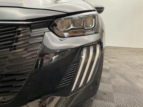 PEUGEOT 208 II - voiture d'occasion - Photo 19