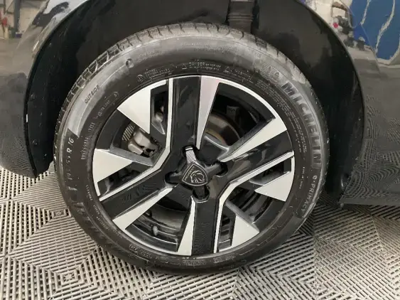 PEUGEOT 208 II - voiture d'occasion - Photo 22