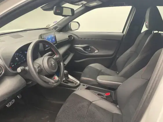 TOYOTA YARIS CROSS I - voiture d'occasion - Photo 16