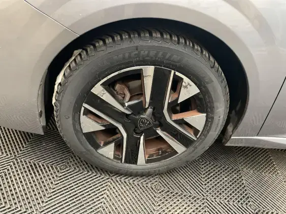 PEUGEOT 208 II - voiture d'occasion - Photo 21