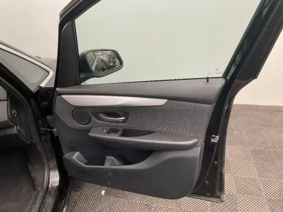 BMW SERIE 2 GRAN TOURER F46 LCI - voiture d'occasion - Photo 17