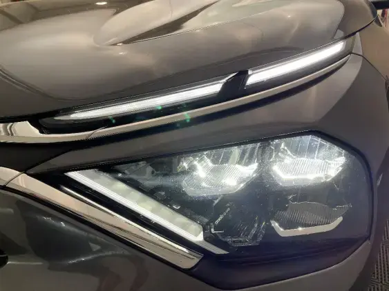 CITROEN C4 III - voiture d'occasion - Photo 22