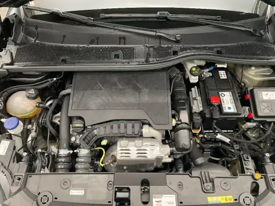 PEUGEOT 208 II - voiture d'occasion - Photo 19