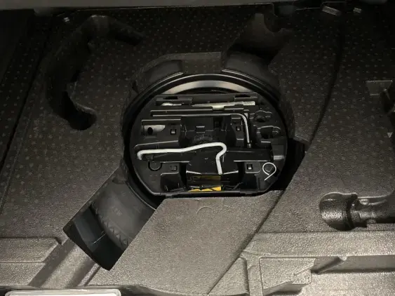 PEUGEOT 308 SW III - voiture d'occasion - Photo 17