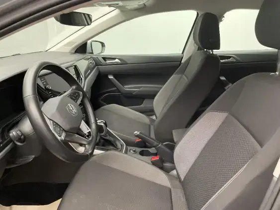 VOLKSWAGEN POLO VI - voiture d'occasion - Photo 17