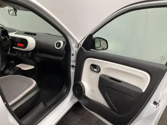 RENAULT TWINGO III - voiture d'occasion - Photo 16
