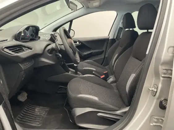 PEUGEOT 208 - voiture d'occasion - Photo 18