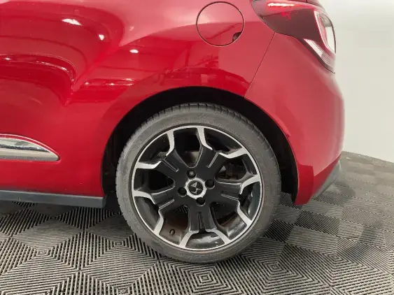 DS DS 3 CROSSBACK I - voiture d'occasion - Photo 23