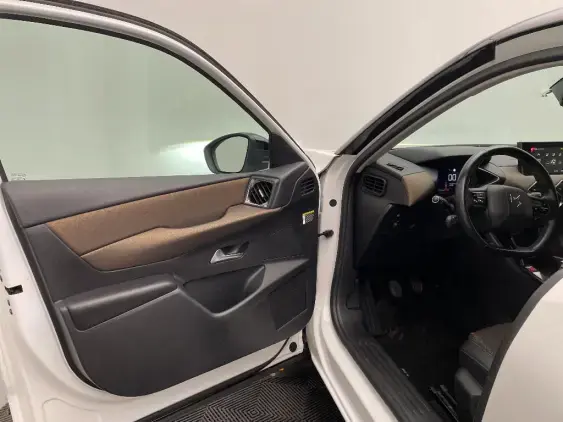 DS DS 3 II - voiture d'occasion - Photo 19