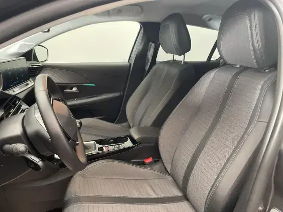 PEUGEOT 208 II - voiture d'occasion - Photo 18
