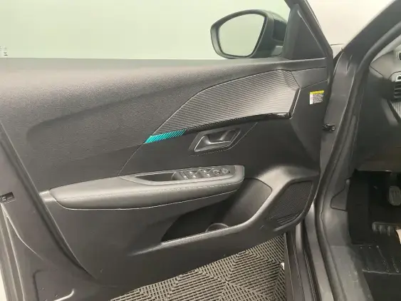 PEUGEOT 208 II - voiture d'occasion - Photo 19