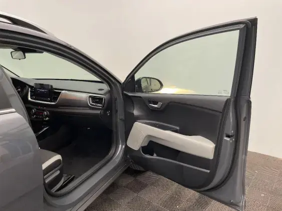 KIA STONIC - voiture d'occasion - Photo 20