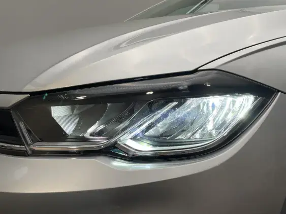 VOLKSWAGEN POLO VI - voiture d'occasion - Photo 22