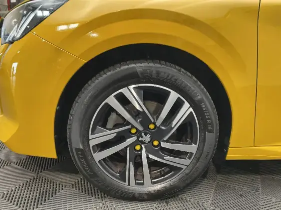PEUGEOT 208 II - voiture d'occasion - Photo 22