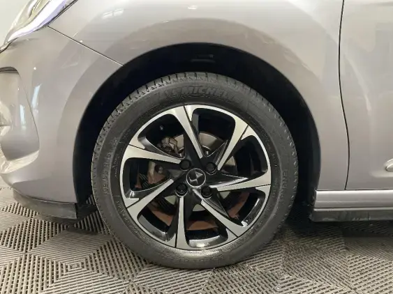 DS DS 3 CROSSBACK I - voiture d'occasion - Photo 22