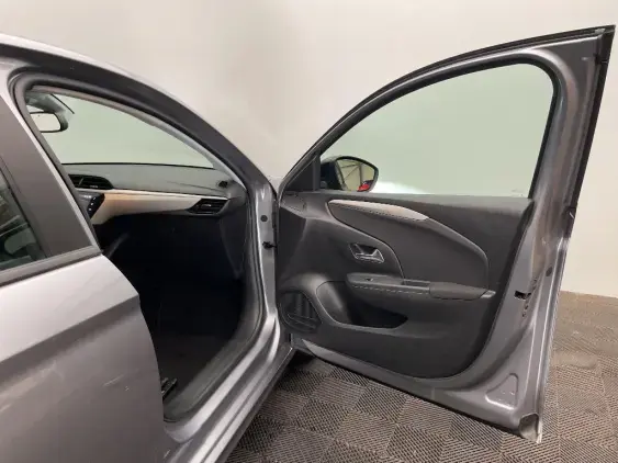 OPEL CORSA F - voiture d'occasion - Photo 20