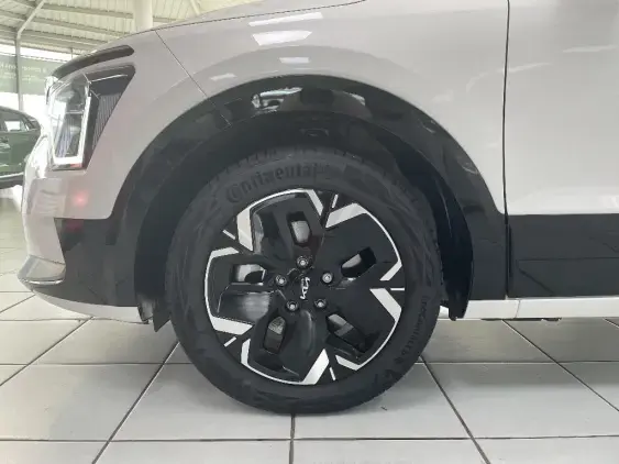 KIA NIRO ELECTRIQUE II - voiture d'occasion - Photo 23