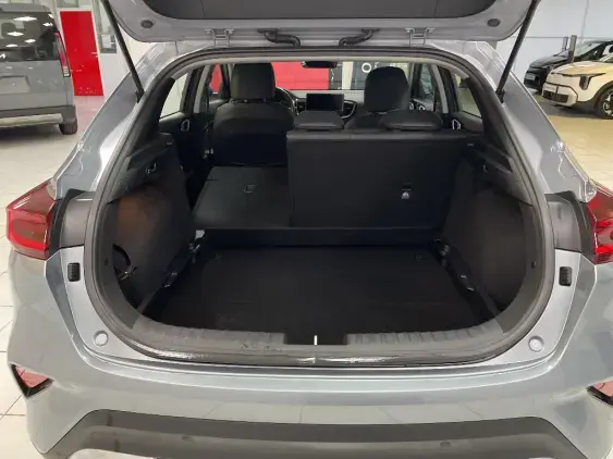 KIA XCEED - voiture d'occasion - Photo 16