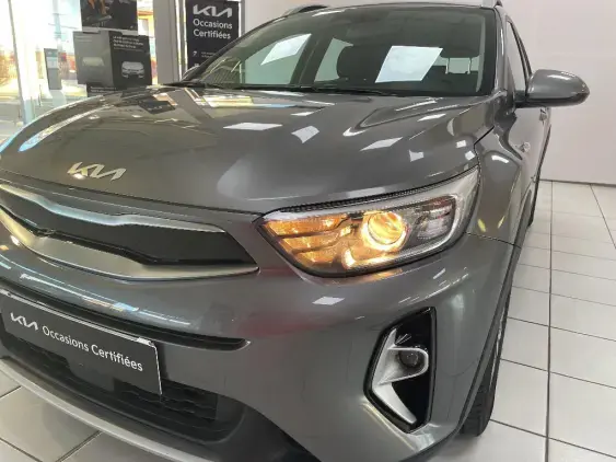 KIA STONIC - voiture d'occasion - Photo 22
