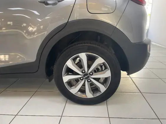 KIA STONIC - voiture d'occasion - Photo 24