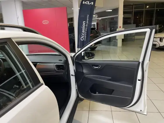 KIA STONIC - voiture d'occasion - Photo 20