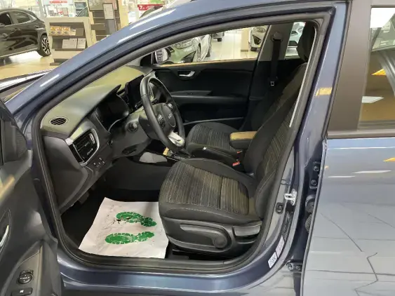 KIA STONIC - voiture d'occasion - Photo 18