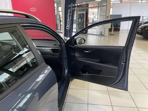 KIA STONIC - voiture d'occasion - Photo 20