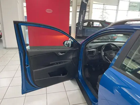 KIA STONIC - voiture d'occasion - Photo 19