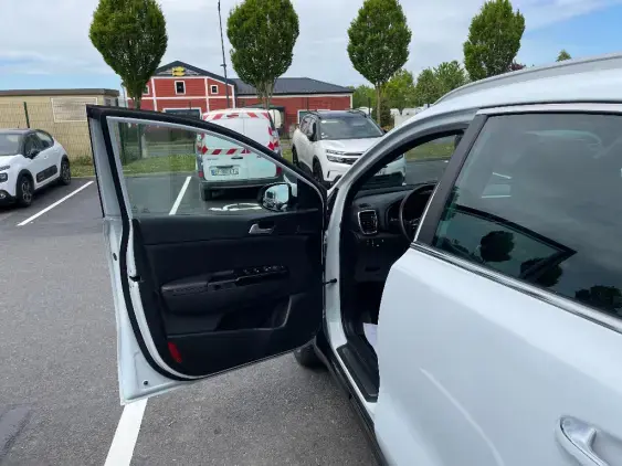 KIA SPORTAGE IV - voiture d'occasion - Photo 19