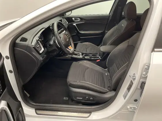 KIA CEED III - voiture d'occasion - Photo 18