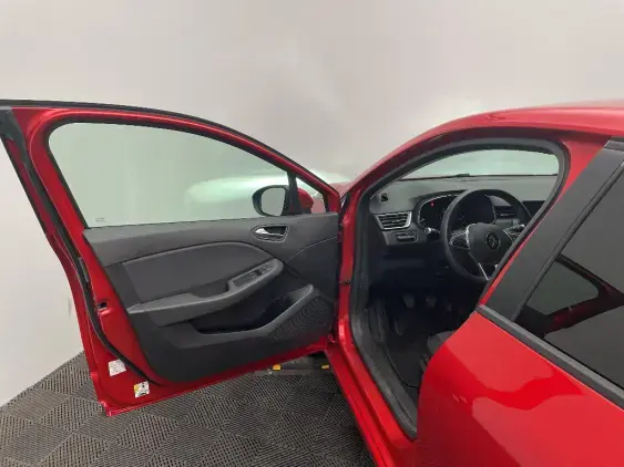 RENAULT CLIO V - voiture d'occasion - Photo 19